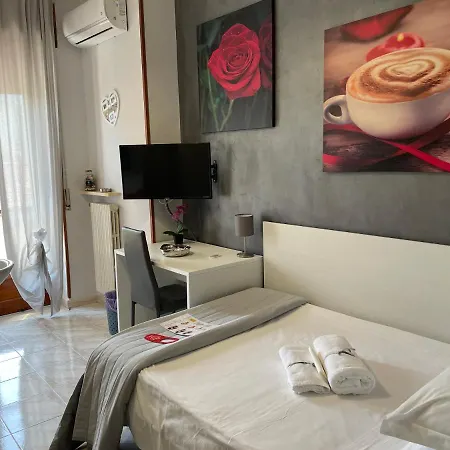 Dei Rota Salerno Bed & Breakfast 4*