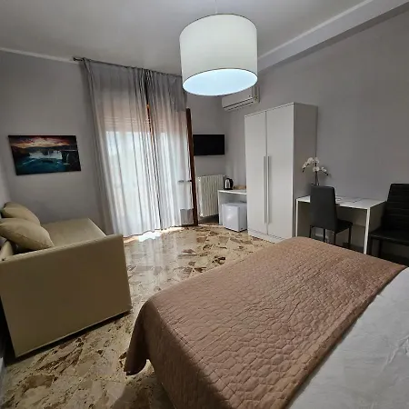 Dei Rota Salerno Bed & Breakfast *