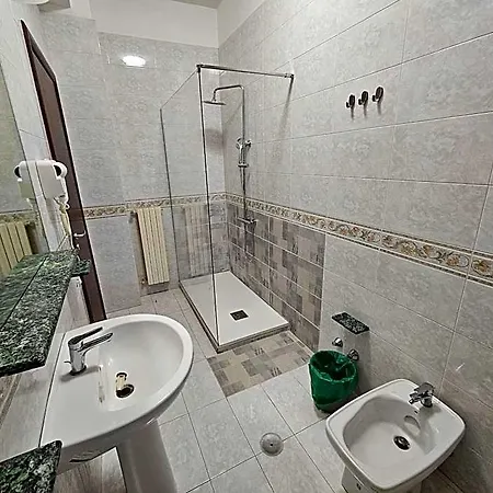 Nocleg ze śniadaniem Dei Rota Salerno